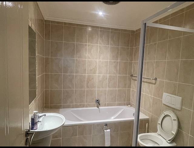 2 bed property to rent in BLOUBERGSTRAND